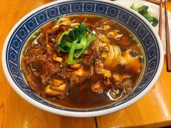 -沪西老弄堂面馆(定西路店)