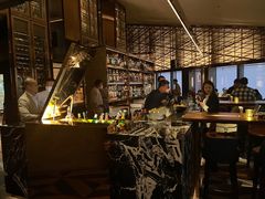 -FLAIR顶层餐厅酒吧(浦东丽思卡尔顿酒店)