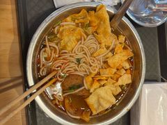 -柳州肥姨妈大骨螺蛳粉(东靖路店)