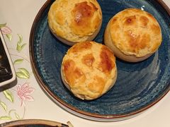 酥皮叉烧包-白天鹅宾馆-玉堂春暖餐厅