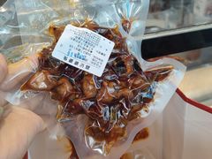 -鑫记婆婆兔·成都特产·兔头手撕兔(太古里店)