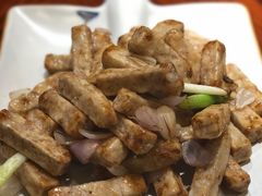 -蓝尊量贩(黄河路店)