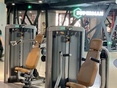 -懒人Club运动健身·运动康复·私教(三迪中心店)