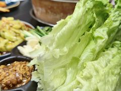 -许哥东北烧烤·铁丳烤串·宫后夹肉(繁花中心店)
