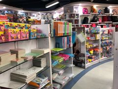 -新华书店(虹悦城店)