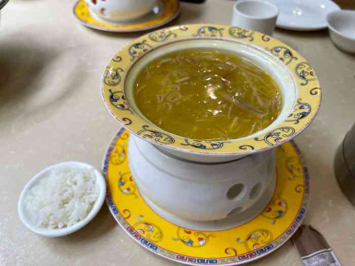 高建民酒楼(红旗大街店)-"这家驴肉火烧久负盛名,店位于西青公园入口.