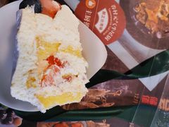 -山与蓝·轻糖鲜果蛋糕(勒泰店)