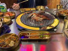 -釜山火炉·海鲜烤肉(紫藤路店)