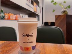 山茶桃胶拿铁-Seesaw Coffee(上海尚悦湾店)