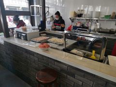 -长人馄饨铺(解放街店)