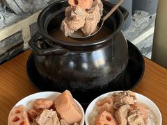 -莲餐厅·湖北菜·潜江小龙虾店(愚园路店)