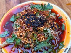 -拈签一笑黄牛肉辣卤串串