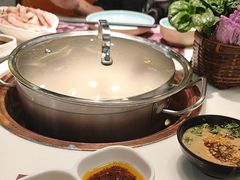 -洪氏嗨捞·猪肚鸡火锅(阳光天地店)