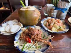 -Cuc Gach Quan Restaurant