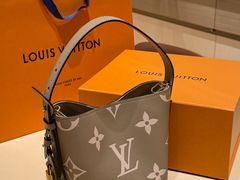 -LV路易威登(杭州万象城店)