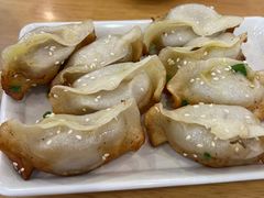 牛肉鍋貼-小姜锅贴(凤凰街店)