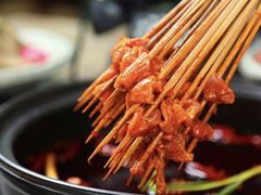 -两三事小郡肝串串香火锅(桂庙店)