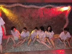 -碧中海汤泉汗蒸酒店