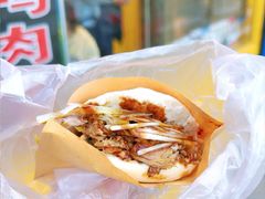 -烤鸭肉夹馍鸭汤店