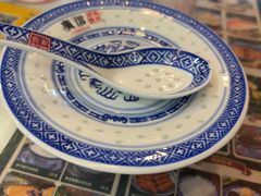 -广信牛奶甜品世家(台东店)