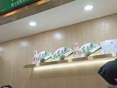 -霸王茶姬(五一路店)