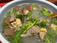 -老新隆牛肉锅贴(新街口店)