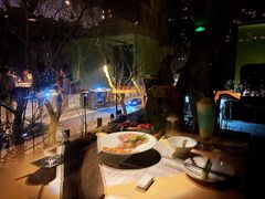 -穹六人间 people 6(岳阳路店)