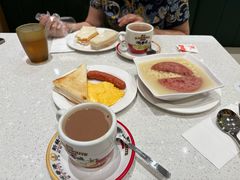 -香港新发烧腊茶餐厅(水围店)
