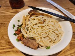 -牛八宝桂林米粉(八里庄店)