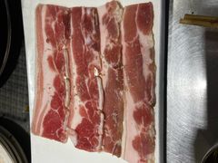 猪肉五花-合易泓烤肉•首创生椰大油边(宁山路店)