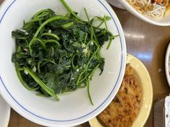 -堂瓦里·33年传统赣菜(第一街区店)