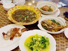 -老季市·三代非遗传承·地标美食老汁鸡(工农路店)