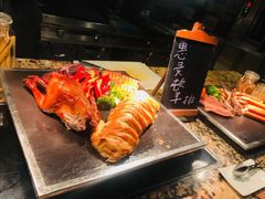 -成都保利公园皇冠假日酒店(熊猫基地店)