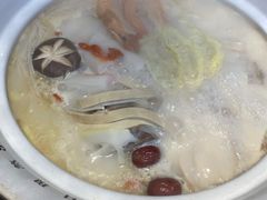 招牌猪骨煲-三人行骨头王火锅(长寿店)