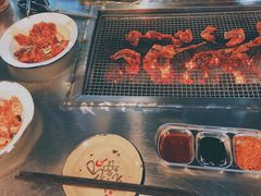 -马路牙子烧烤音乐酒馆(望京店)