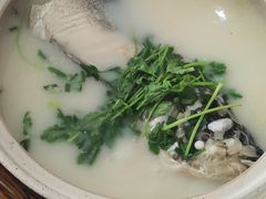 -天乐农家鱼头王(天目湖店)