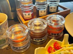 -大头虾越式风味餐厅(光明广场店)