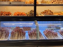 -哈尔滨小酒馆·鲜肉现穿自助烧烤(康新花园店)