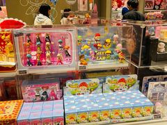 -泡泡玛特POPMART(蓝色港湾店)