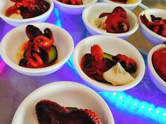 -荣誉国际酒店-云顶旋转餐厅