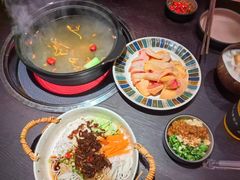 -芸鲜季·云南野生菌餐厅· 云南风物味研社(闵行店)