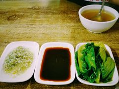 -煲煲香快餐(南京路店)