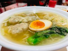 鲜虾云吞港式汤面-避风塘·金牌店·夜宵(金玉兰店)
