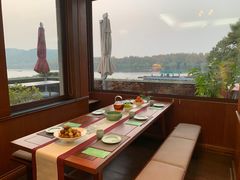 -湖畔居茶楼(湖滨店)