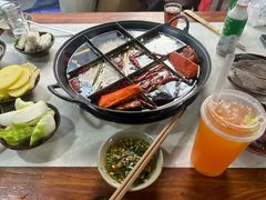 -正南齊北重庆老火锅(光华村直营店)
