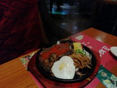-绿茵阁西餐厅(中央广场店)
