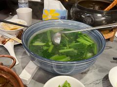 蘸水小苦菜-蔼若春.传承三十年云南菜(金碧公园店)