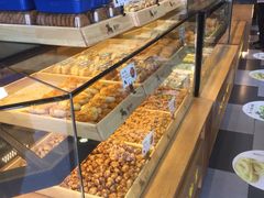 面包甜点陈列柜-酥侯糕点(广东路店)