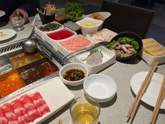 -海底捞大排档火锅(悦荟广场店)