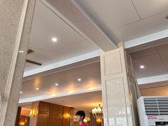 -鹏城人家海鲜酒家·23年老字号(较场尾店)
